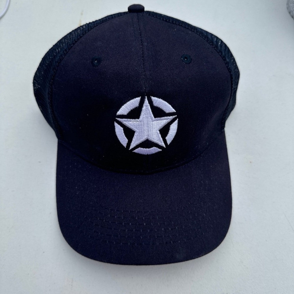 Jeep Black and White Star Cap